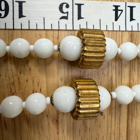 Miriam Haskell Vintage Milk Glass Bead Necklace With Gold-Tone Accents - Picture 13 of 16